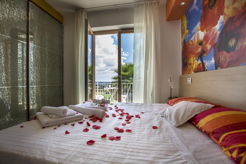 Holiday Residence Belohorizonte Macerata Luaran gambar